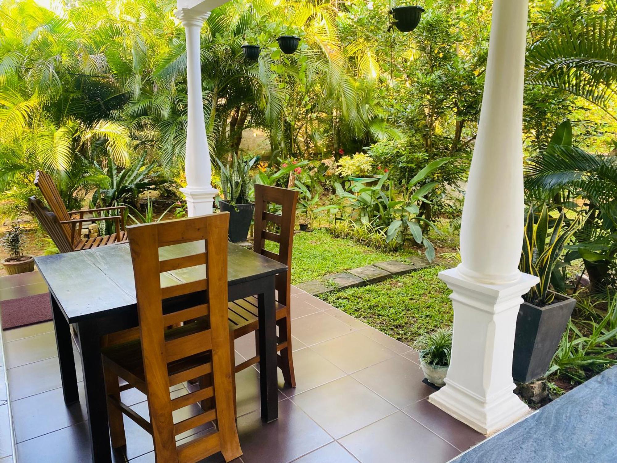 Fairview Dill Homestay Сигирия Экстерьер фото