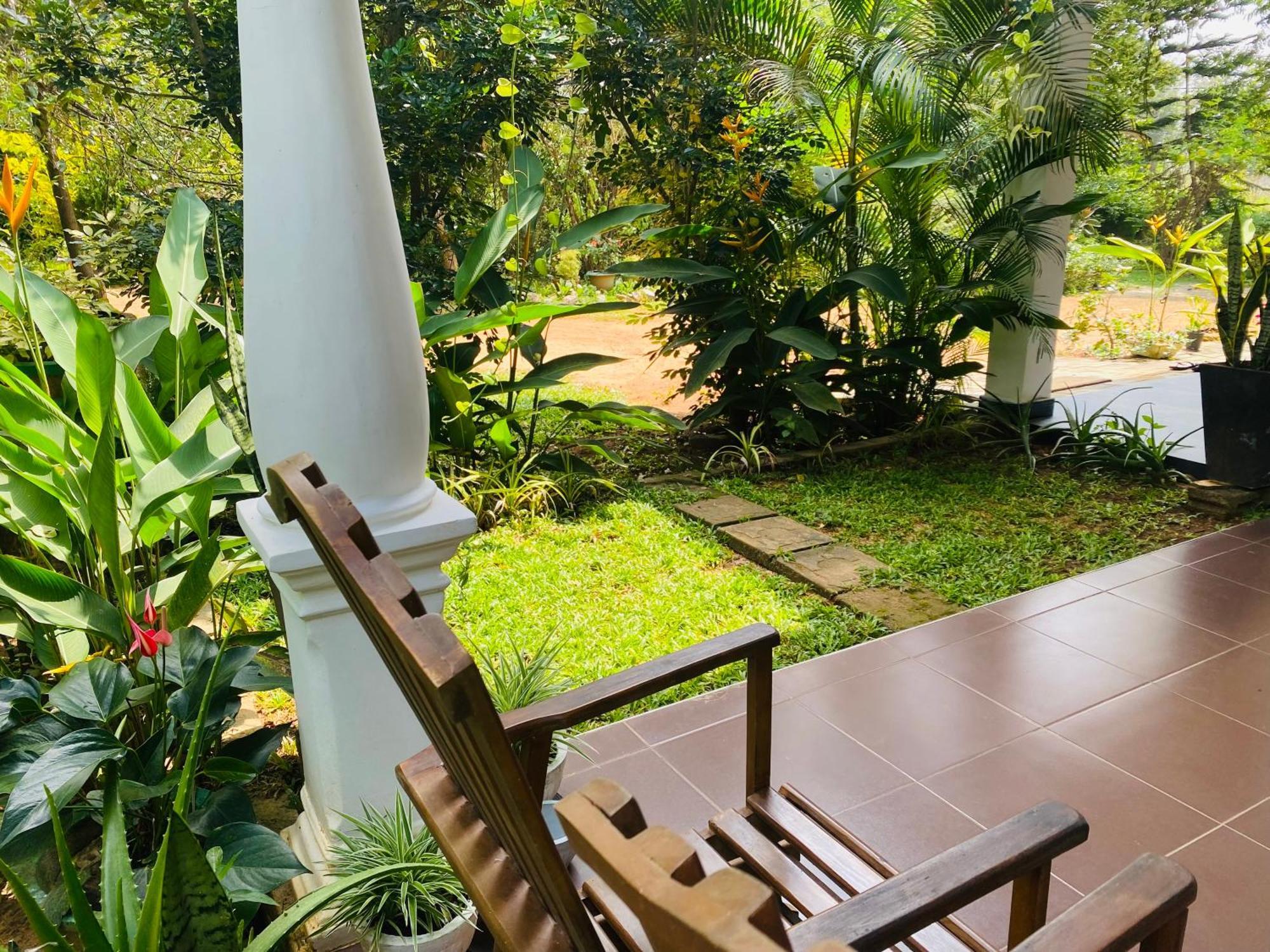 Fairview Dill Homestay Сигирия Экстерьер фото