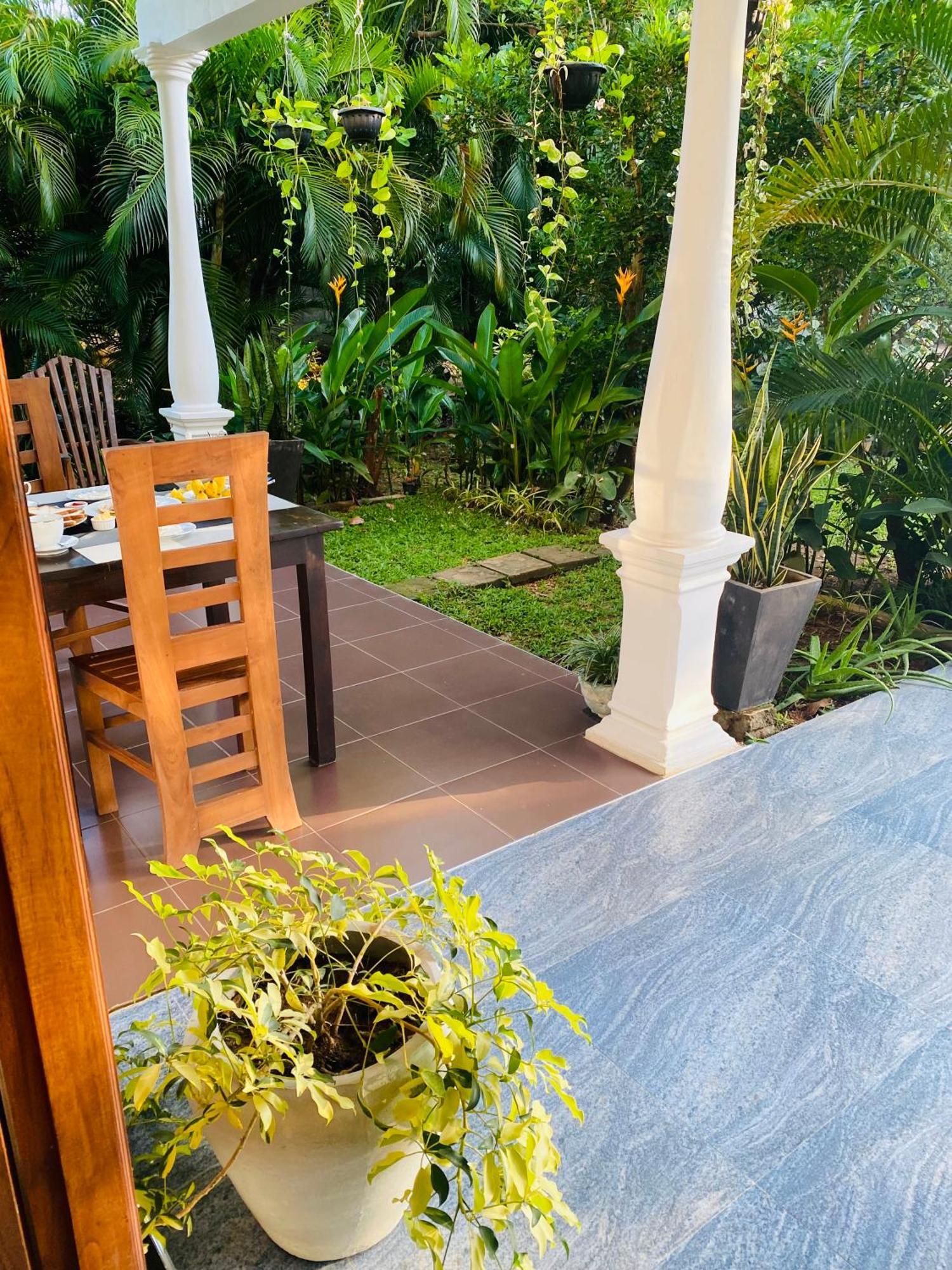 Fairview Dill Homestay Сигирия Экстерьер фото